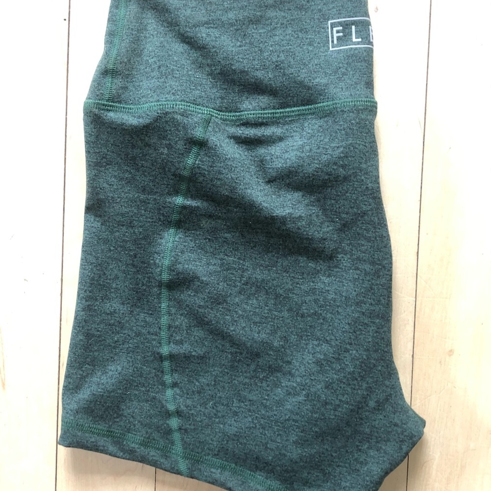 HARD to find FLEO Hunter Green Heathered THC